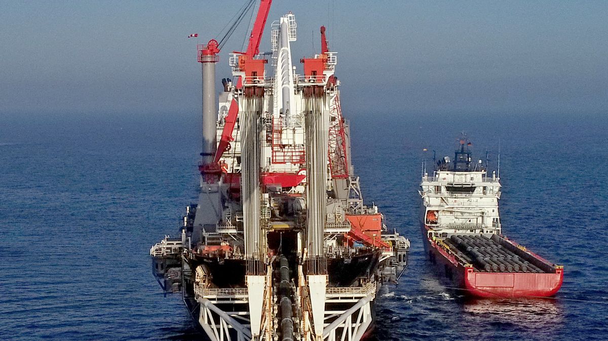 Fotky: Nejdelší podmořský plynovod na světě. Plyn tam jen tak nepoteče